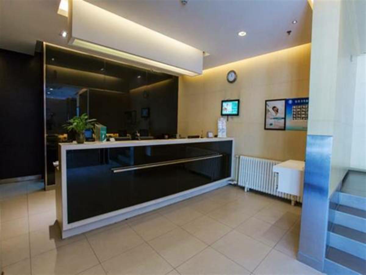 Jinjiang Zhushikou Branch 3*